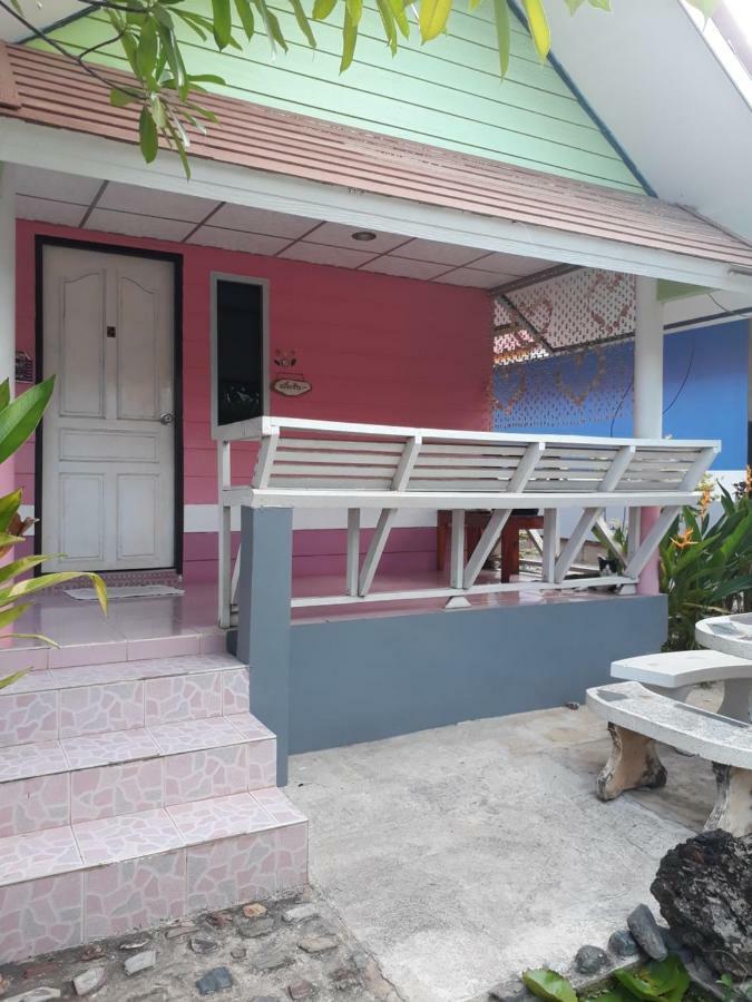 Poopreaw Koh Larn Apartman Kültér fotó