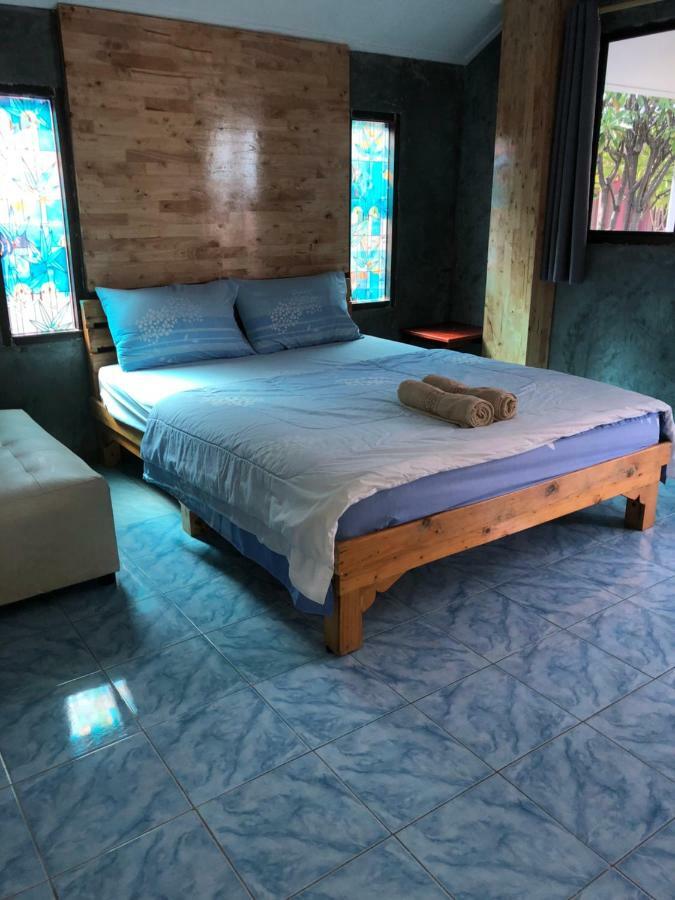 Poopreaw Koh Larn Apartman Kültér fotó