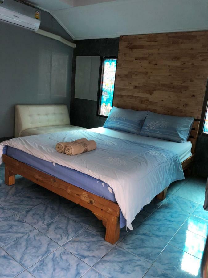 Poopreaw Koh Larn Apartman Kültér fotó