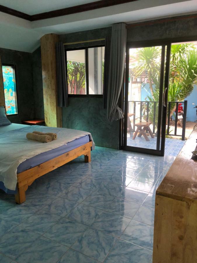 Poopreaw Koh Larn Apartman Kültér fotó