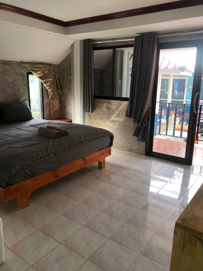 Poopreaw Koh Larn Apartman Kültér fotó